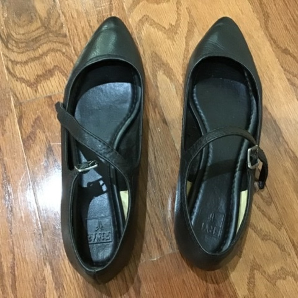 Frye Regina MJ Ballet flats 8.5 Black NWOT